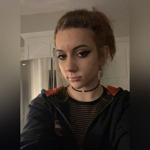 Meet your Posher, Madeleine